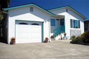 1230 Bay View, Old town